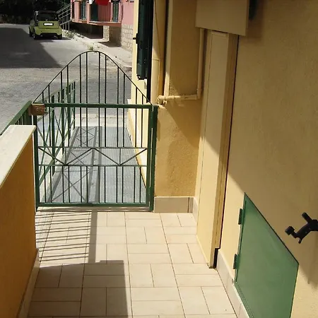 Guest house Isola Greca *