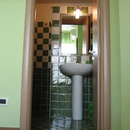 Isola Greca בית הארחה *